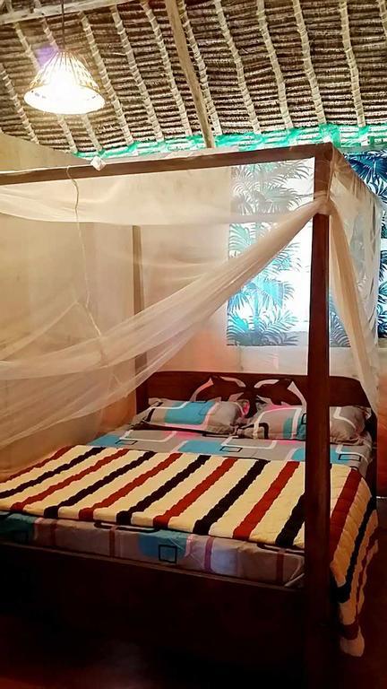 דיאני ביץ' Diani Hostel מראה חיצוני תמונה