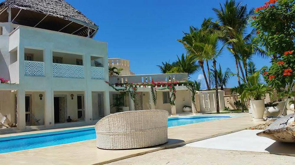 דיאני ביץ' Diani Hostel מראה חיצוני תמונה