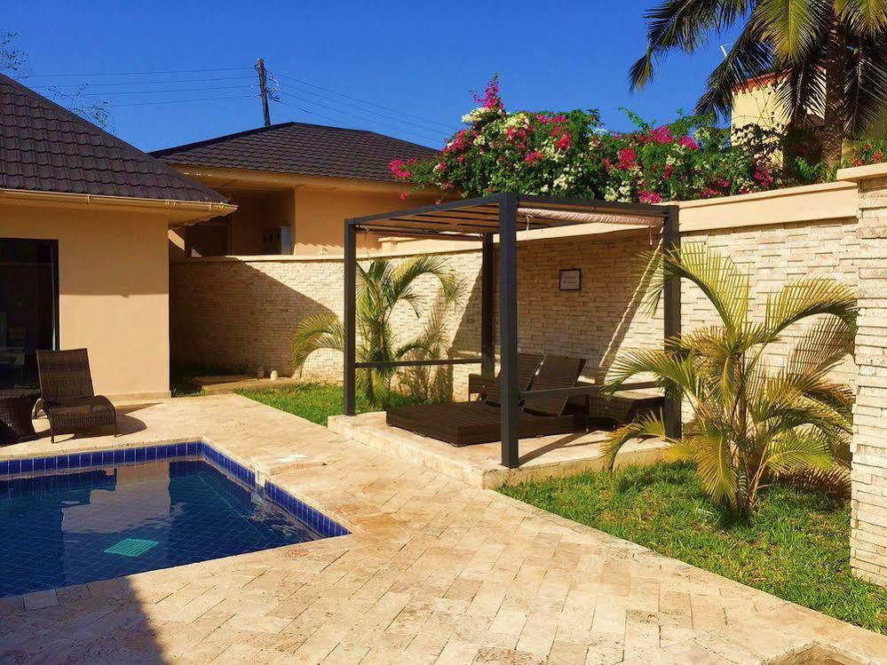 דיאני ביץ' Diani Hostel מראה חיצוני תמונה