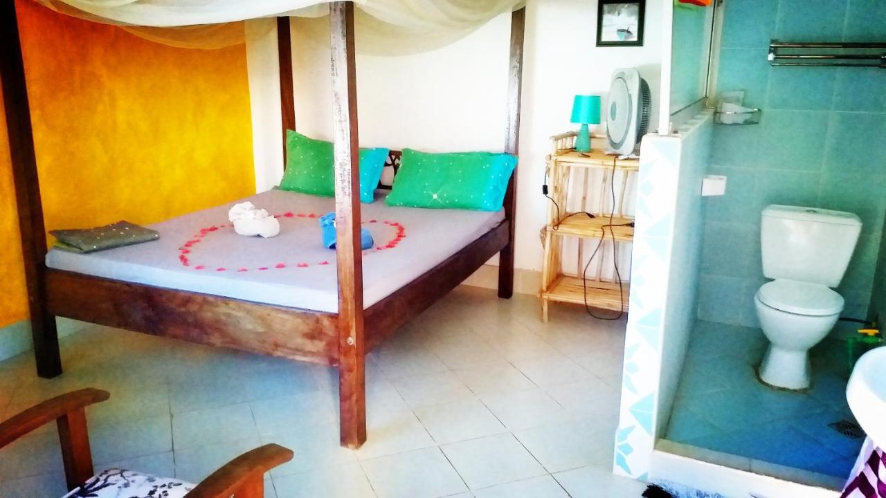 דיאני ביץ' Diani Hostel מראה חיצוני תמונה