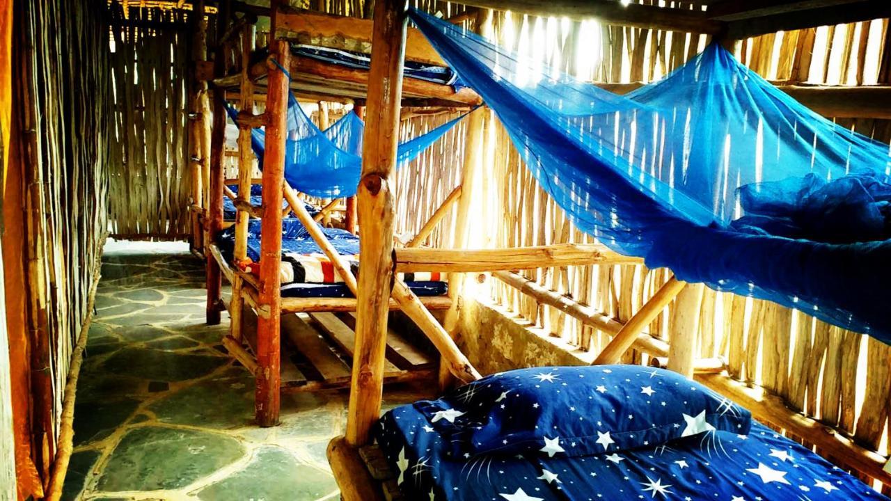 דיאני ביץ' Diani Hostel מראה חיצוני תמונה